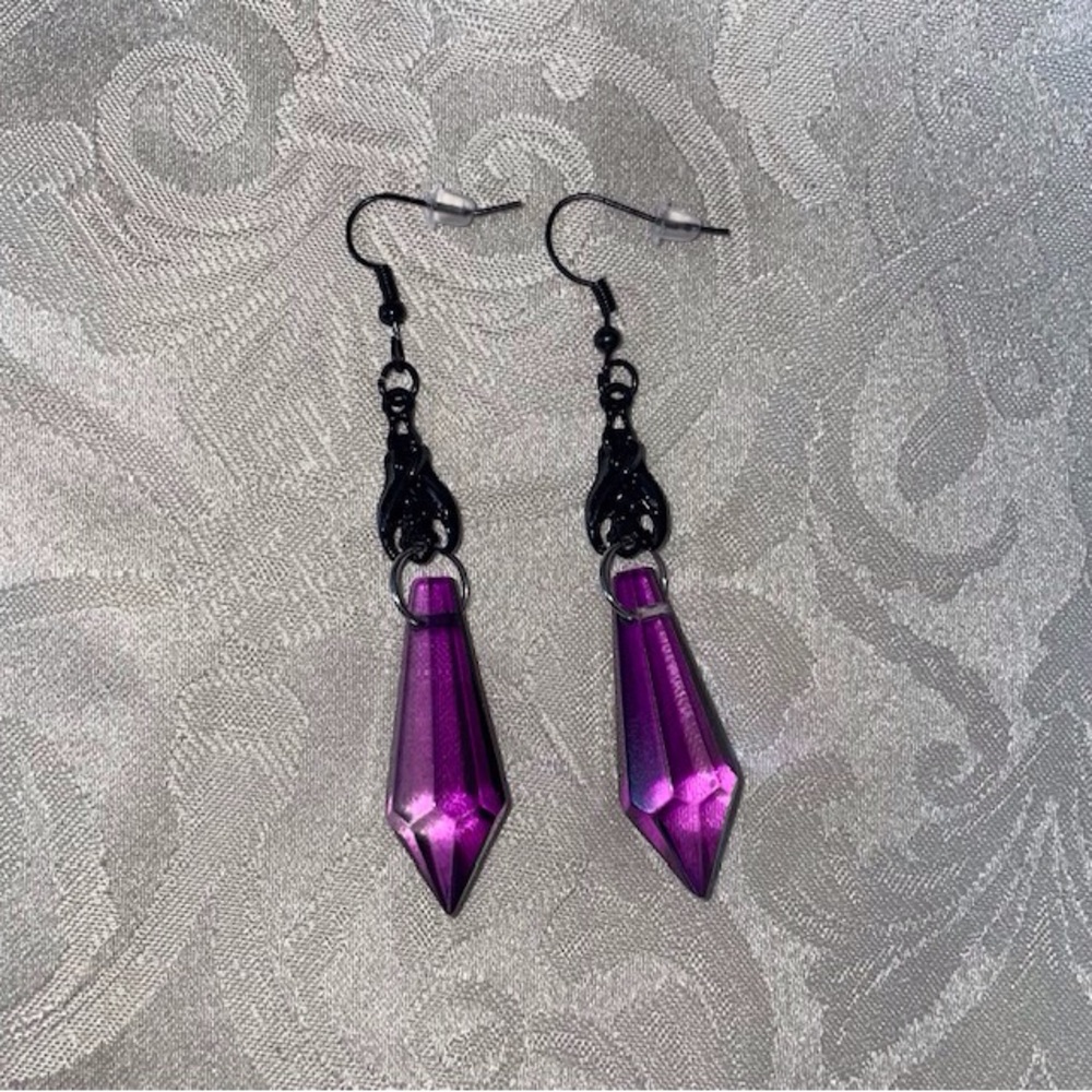 Long Black Bat and Purple Dangle Goth Earrings New